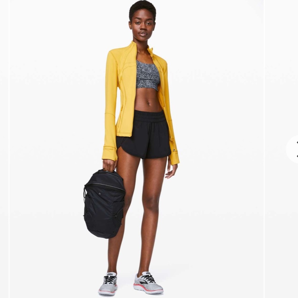 Lululemon tracker shorts V